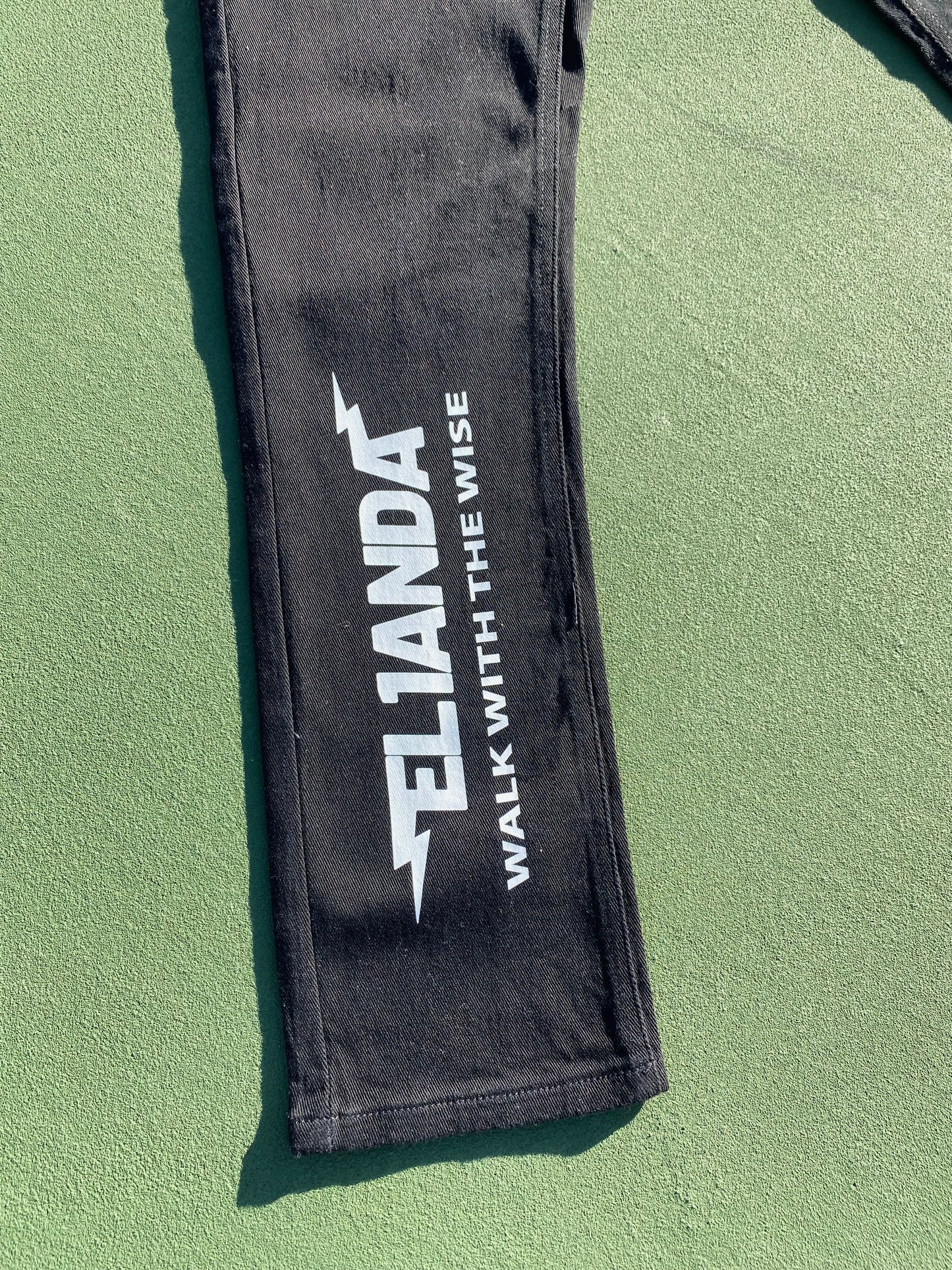 EL1ANDA BLACK DENIM